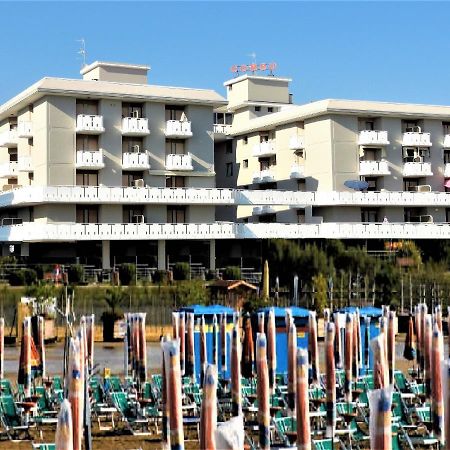 Corso - Appartamenti Bibione Bagian luar foto