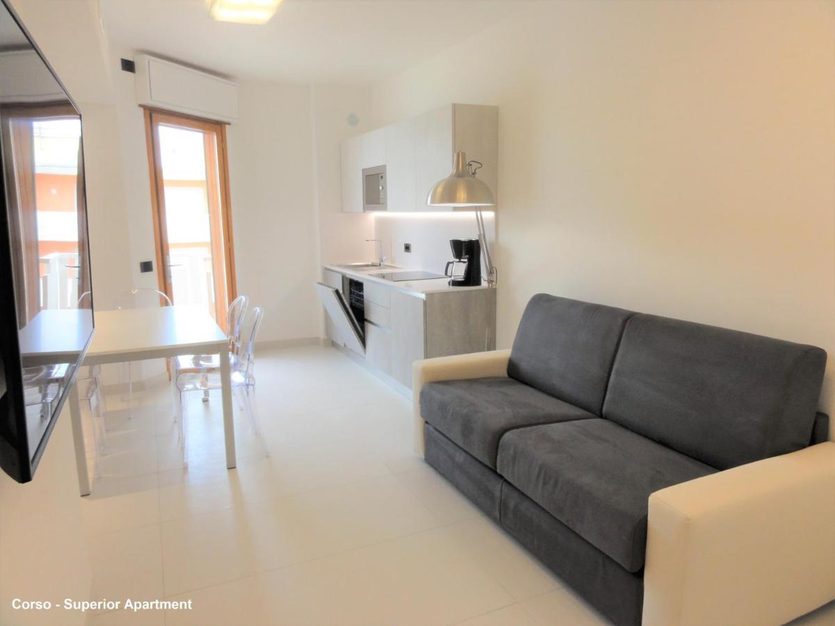 Corso - Appartamenti Bibione Bagian luar foto