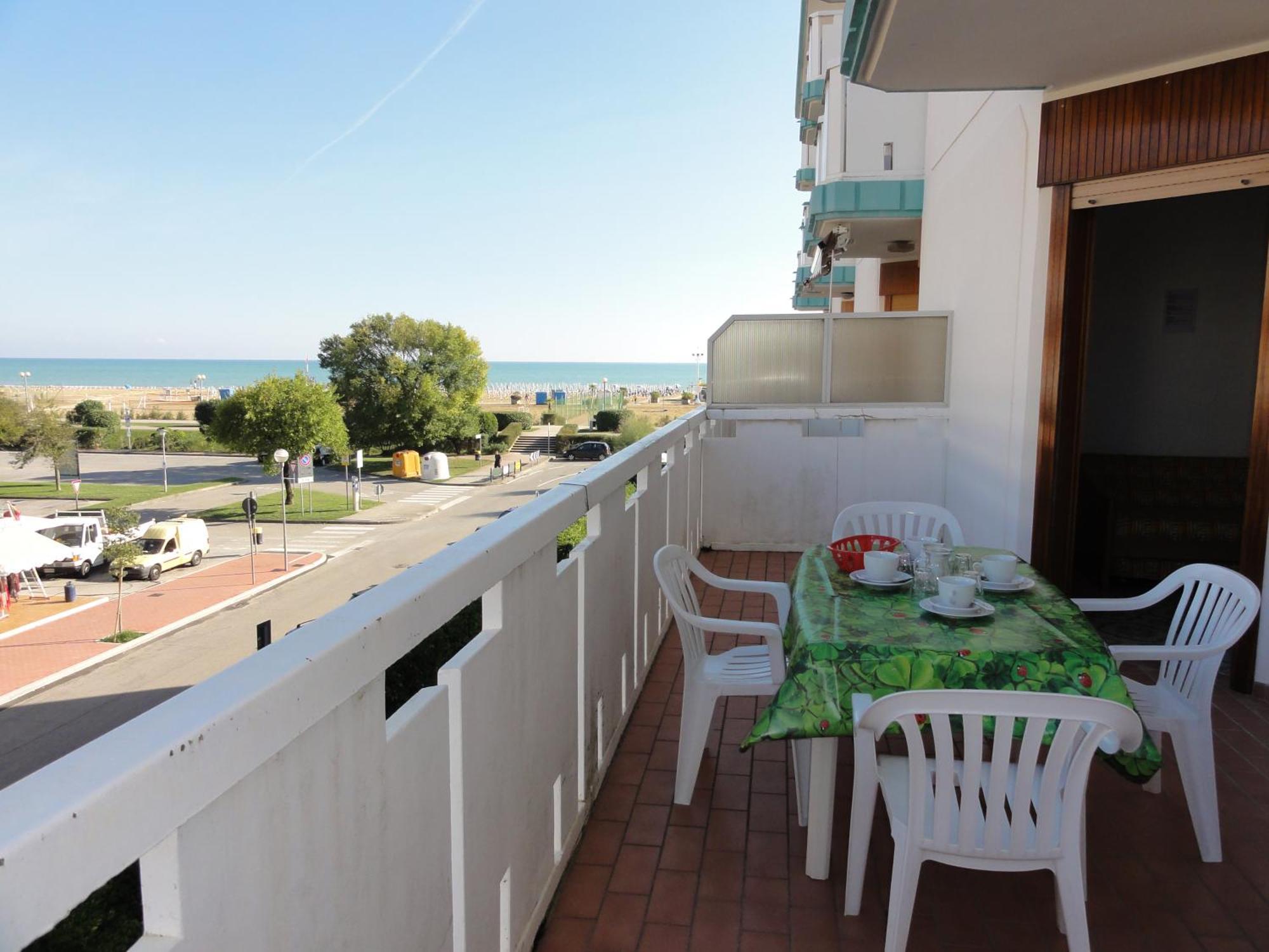Corso - Appartamenti Bibione Ruang foto